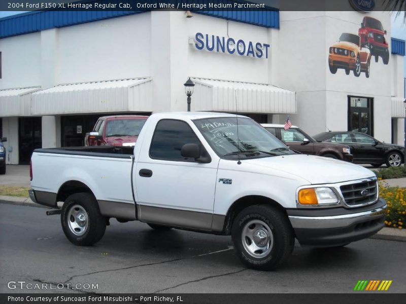 Oxford White / Heritage Medium Parchment 2004 Ford F150 XL Heritage Regular Cab