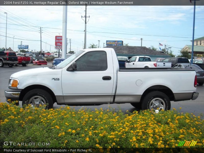 Oxford White / Heritage Medium Parchment 2004 Ford F150 XL Heritage Regular Cab