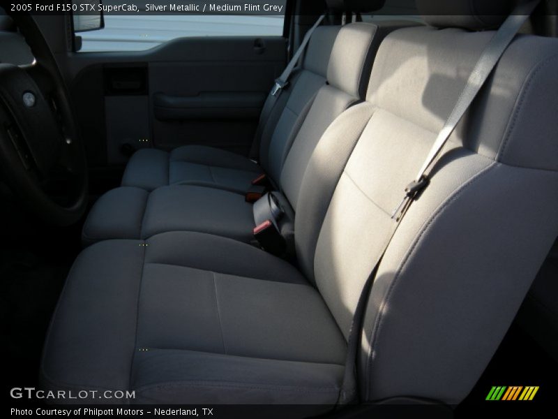 Silver Metallic / Medium Flint Grey 2005 Ford F150 STX SuperCab