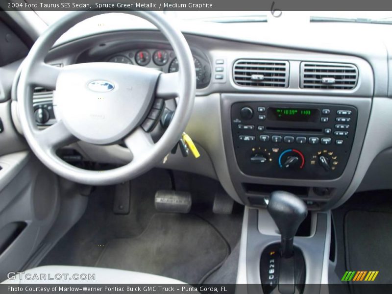 Spruce Green Metallic / Medium Graphite 2004 Ford Taurus SES Sedan