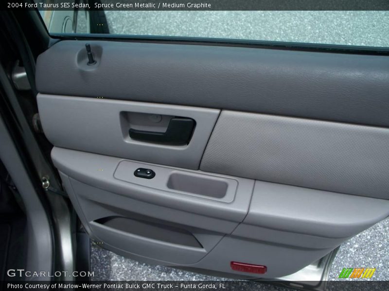 Spruce Green Metallic / Medium Graphite 2004 Ford Taurus SES Sedan