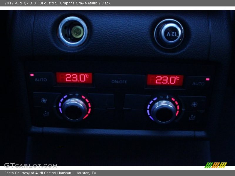 Graphite Gray Metallic / Black 2012 Audi Q7 3.0 TDI quattro