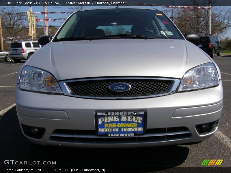 CD Silver Metallic / Charcoal/Charcoal 2005 Ford Focus ZX3 SES Coupe