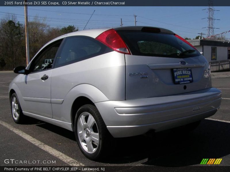 CD Silver Metallic / Charcoal/Charcoal 2005 Ford Focus ZX3 SES Coupe