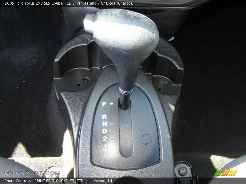 CD Silver Metallic / Charcoal/Charcoal 2005 Ford Focus ZX3 SES Coupe