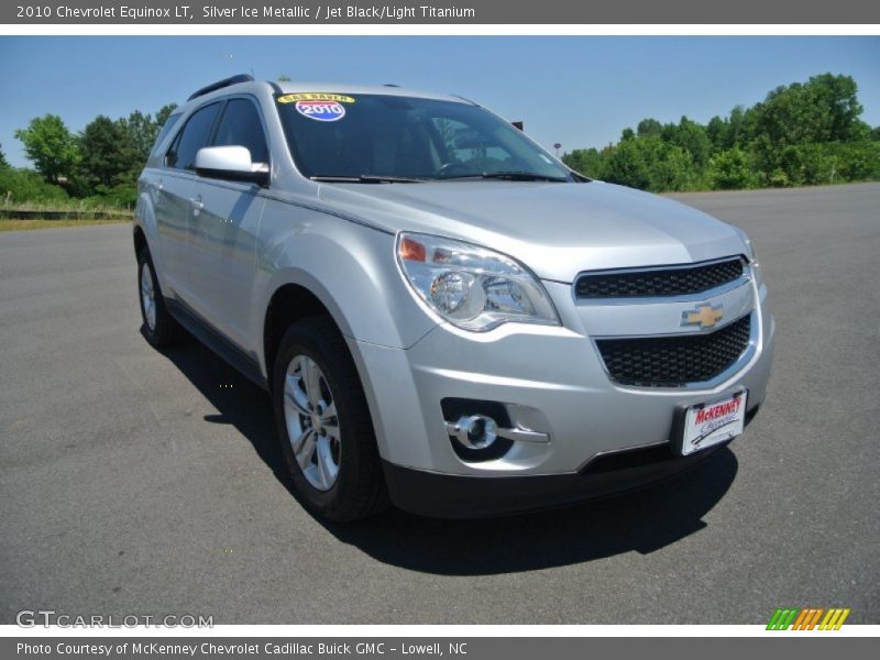 Silver Ice Metallic / Jet Black/Light Titanium 2010 Chevrolet Equinox LT