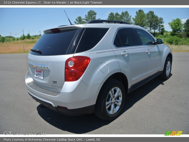 Silver Ice Metallic / Jet Black/Light Titanium 2010 Chevrolet Equinox LT