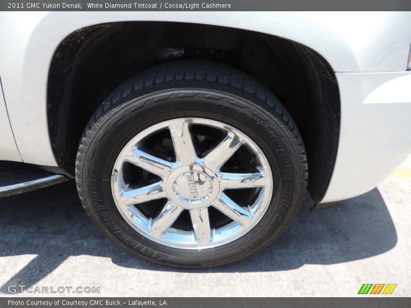 White Diamond Tintcoat / Cocoa/Light Cashmere 2011 GMC Yukon Denali