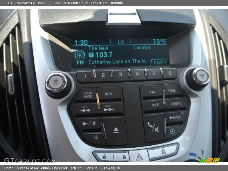 Silver Ice Metallic / Jet Black/Light Titanium 2010 Chevrolet Equinox LT