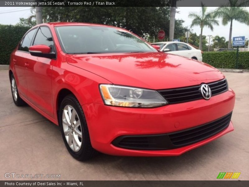 Tornado Red / Titan Black 2011 Volkswagen Jetta SE Sedan