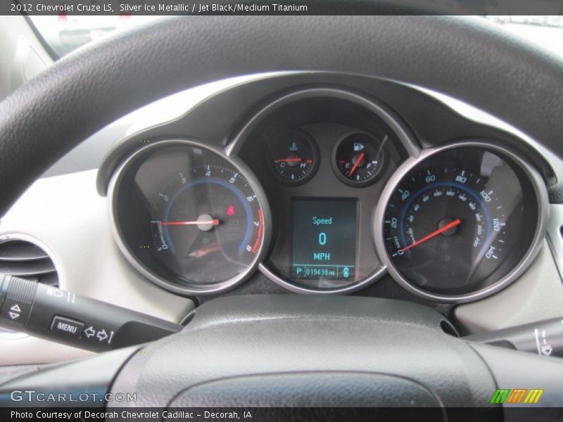 Silver Ice Metallic / Jet Black/Medium Titanium 2012 Chevrolet Cruze LS