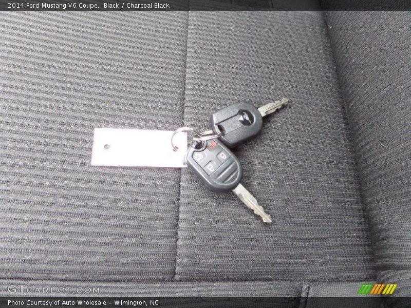 Black / Charcoal Black 2014 Ford Mustang V6 Coupe