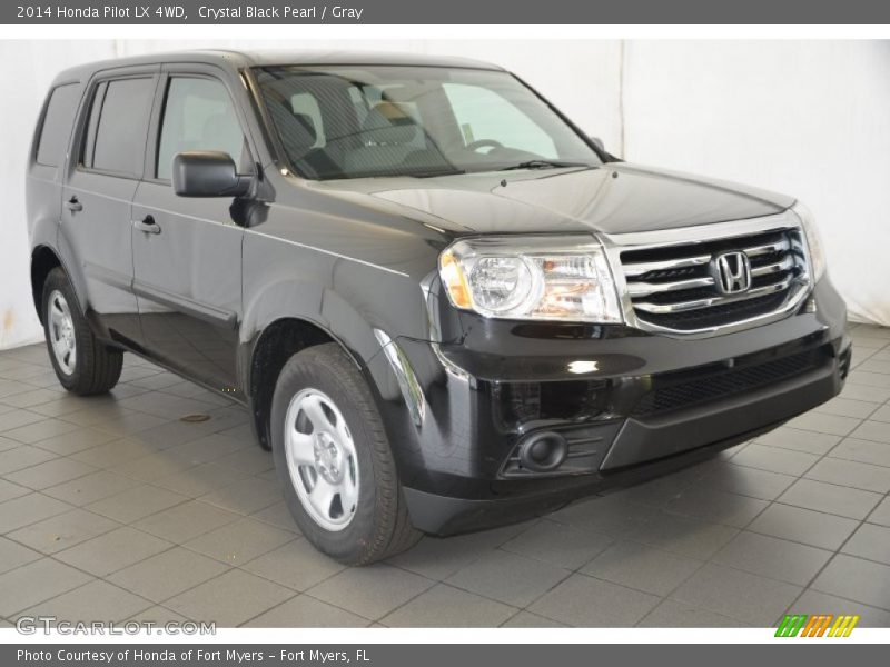 Front 3/4 View of 2014 Pilot LX 4WD