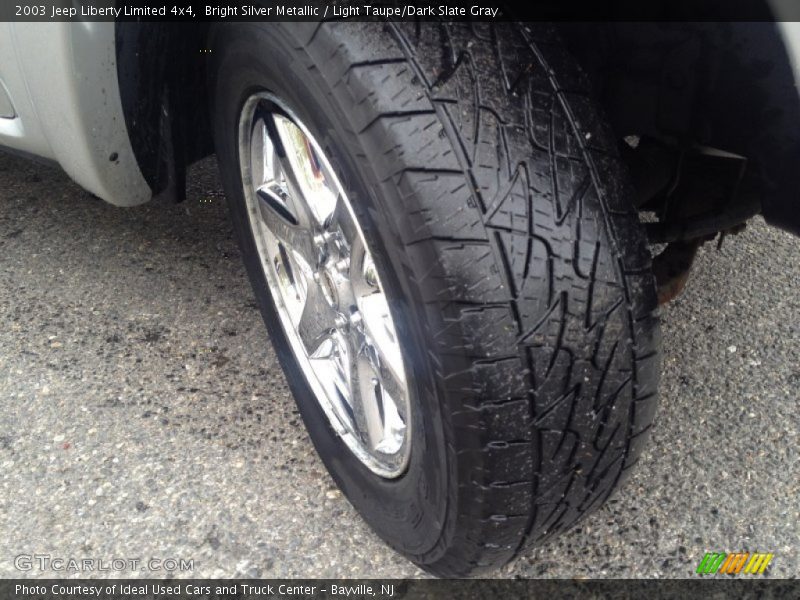Bright Silver Metallic / Light Taupe/Dark Slate Gray 2003 Jeep Liberty Limited 4x4