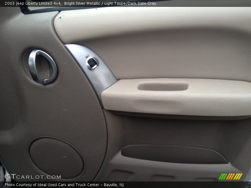 Bright Silver Metallic / Light Taupe/Dark Slate Gray 2003 Jeep Liberty Limited 4x4