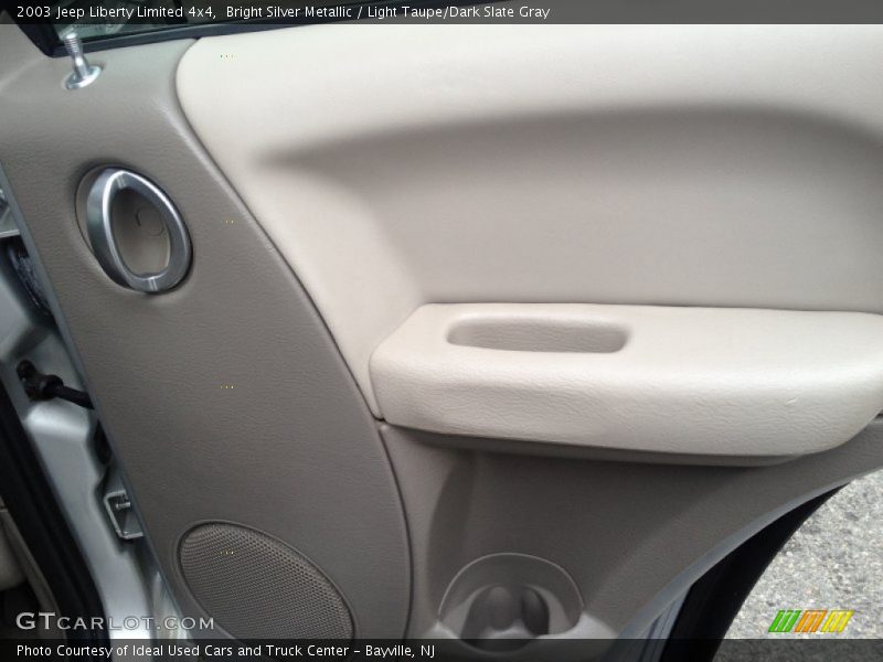 Bright Silver Metallic / Light Taupe/Dark Slate Gray 2003 Jeep Liberty Limited 4x4