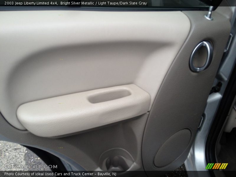 Bright Silver Metallic / Light Taupe/Dark Slate Gray 2003 Jeep Liberty Limited 4x4