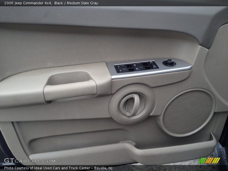 Black / Medium Slate Gray 2006 Jeep Commander 4x4