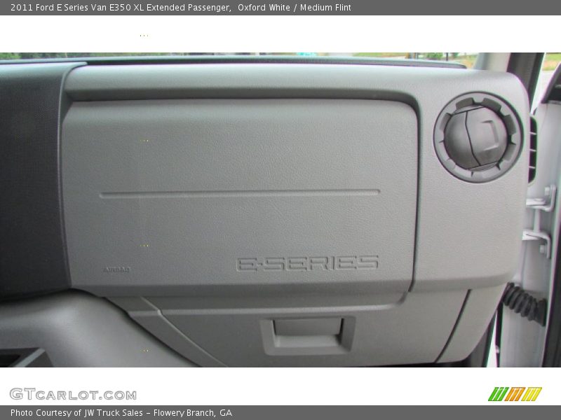 Oxford White / Medium Flint 2011 Ford E Series Van E350 XL Extended Passenger