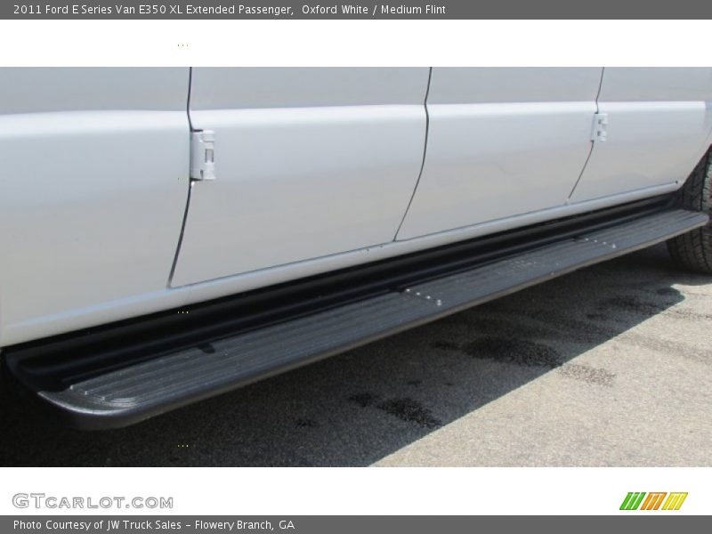 Oxford White / Medium Flint 2011 Ford E Series Van E350 XL Extended Passenger