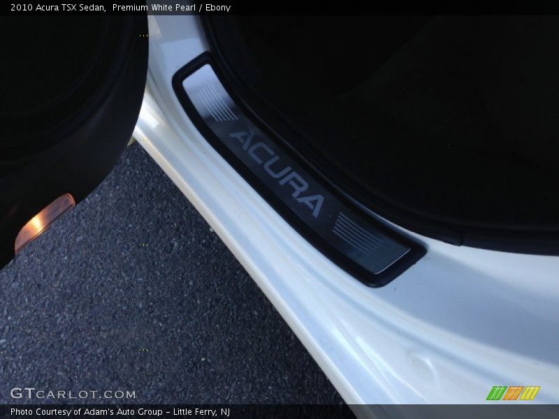 Premium White Pearl / Ebony 2010 Acura TSX Sedan