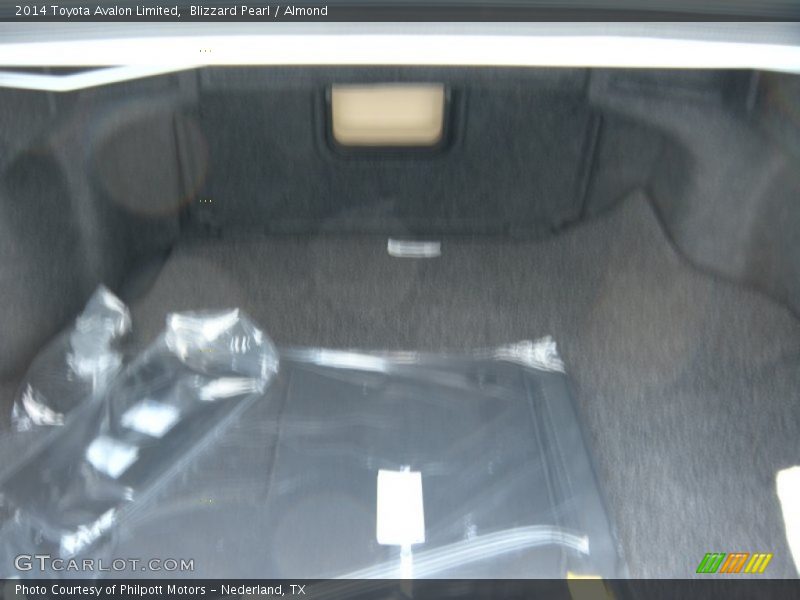 Blizzard Pearl / Almond 2014 Toyota Avalon Limited