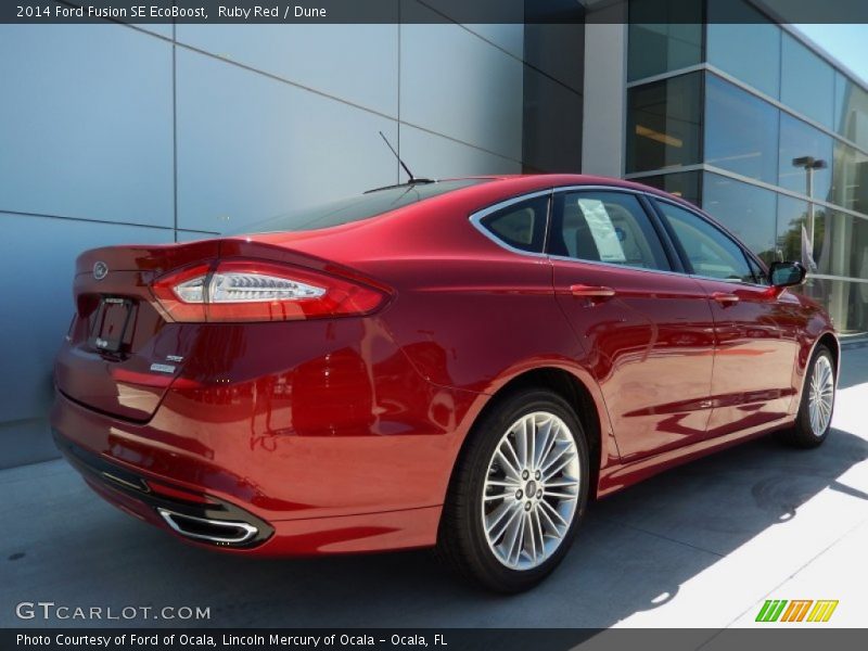 Ruby Red / Dune 2014 Ford Fusion SE EcoBoost