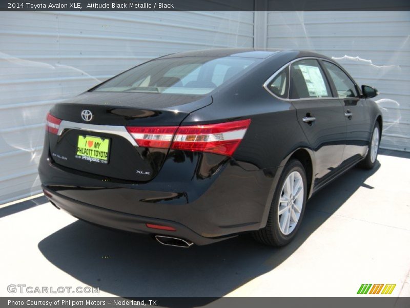 Attitude Black Metallic / Black 2014 Toyota Avalon XLE