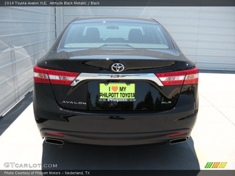 Attitude Black Metallic / Black 2014 Toyota Avalon XLE
