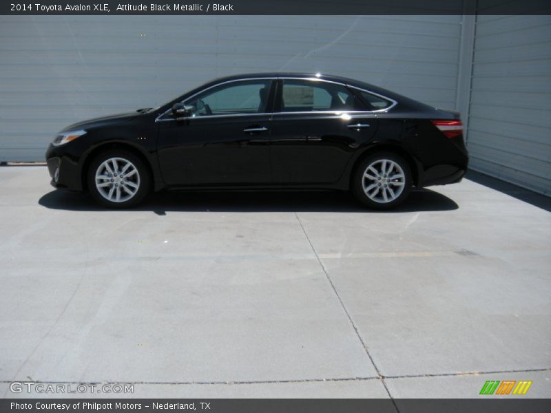 Attitude Black Metallic / Black 2014 Toyota Avalon XLE