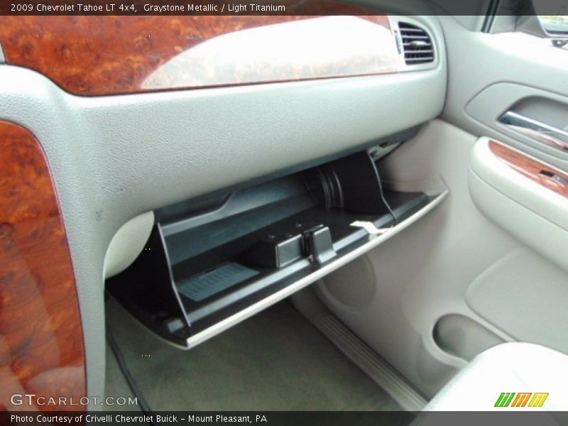 Graystone Metallic / Light Titanium 2009 Chevrolet Tahoe LT 4x4