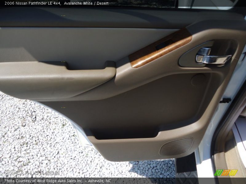 Avalanche White / Desert 2006 Nissan Pathfinder LE 4x4