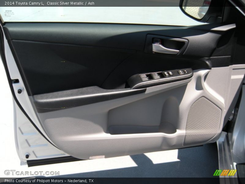 Classic Silver Metallic / Ash 2014 Toyota Camry L