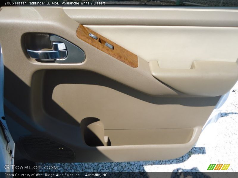 Avalanche White / Desert 2006 Nissan Pathfinder LE 4x4