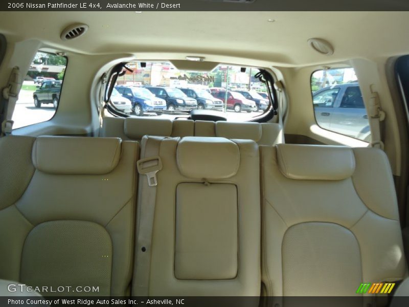 Avalanche White / Desert 2006 Nissan Pathfinder LE 4x4