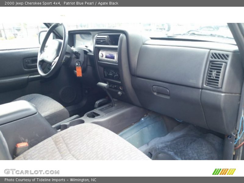 Patriot Blue Pearl / Agate Black 2000 Jeep Cherokee Sport 4x4