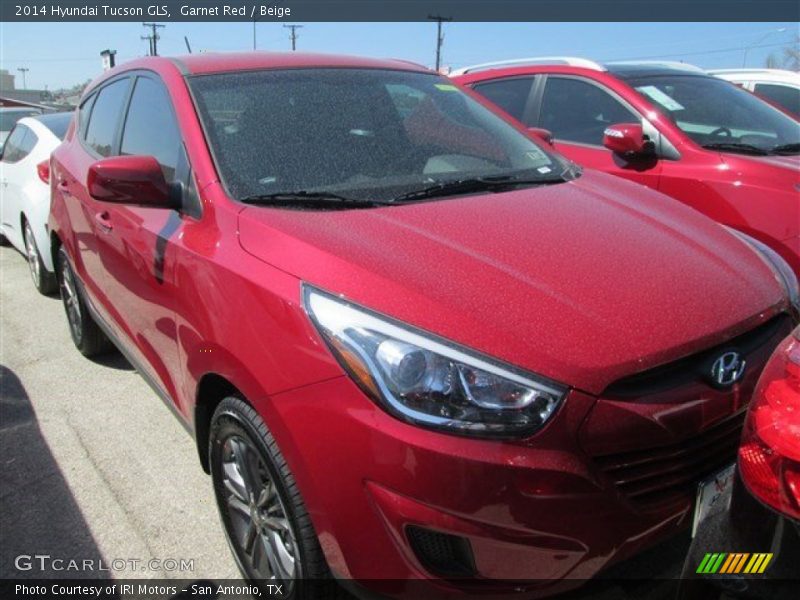 Garnet Red / Beige 2014 Hyundai Tucson GLS