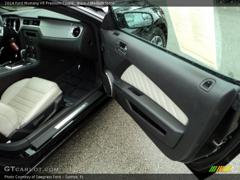 Black / Medium Stone 2014 Ford Mustang V6 Premium Coupe