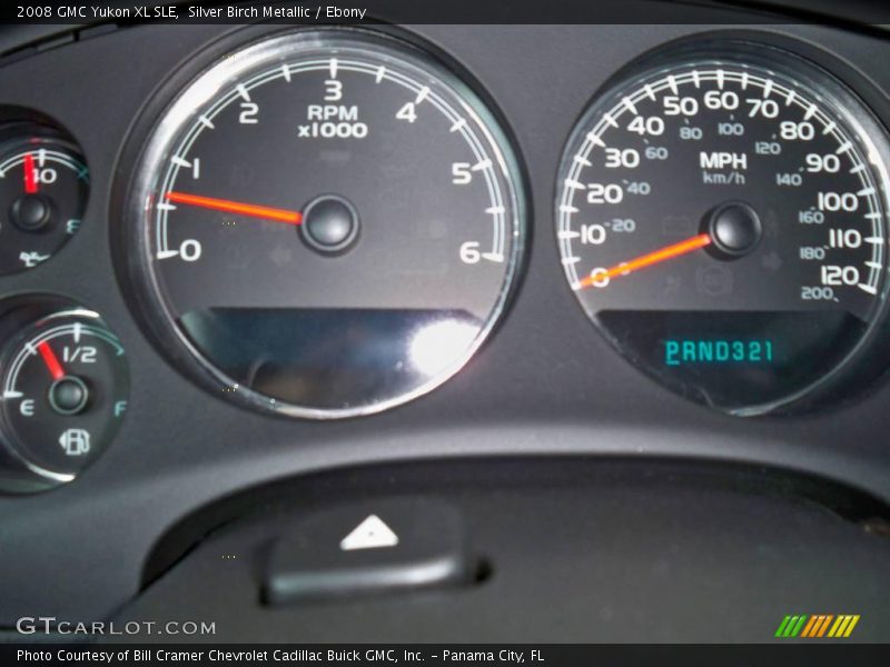 Silver Birch Metallic / Ebony 2008 GMC Yukon XL SLE