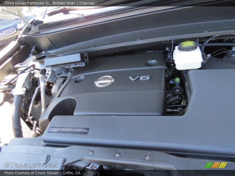 Brilliant Silver / Charcoal 2014 Nissan Pathfinder SL
