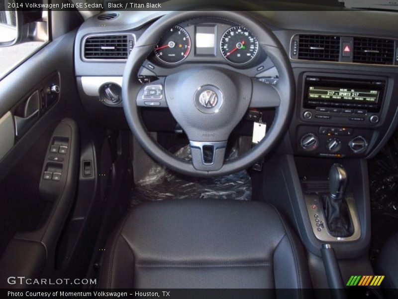 Black / Titan Black 2014 Volkswagen Jetta SE Sedan