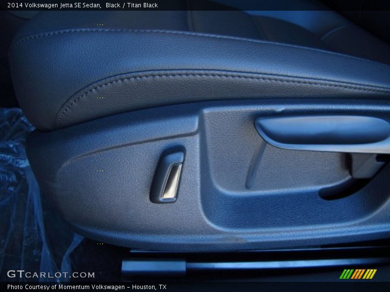 Black / Titan Black 2014 Volkswagen Jetta SE Sedan