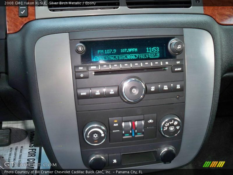 Silver Birch Metallic / Ebony 2008 GMC Yukon XL SLE