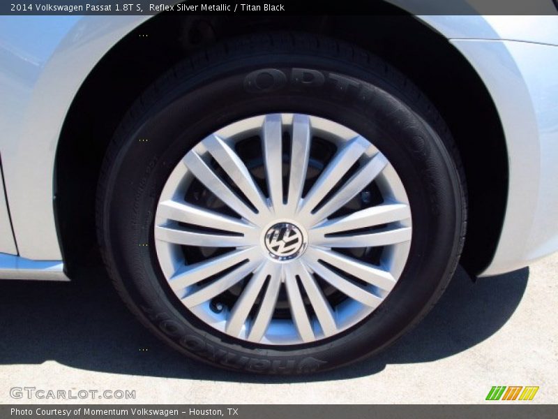 Reflex Silver Metallic / Titan Black 2014 Volkswagen Passat 1.8T S