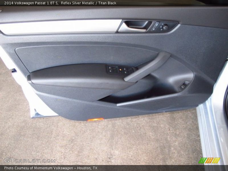 Reflex Silver Metallic / Titan Black 2014 Volkswagen Passat 1.8T S