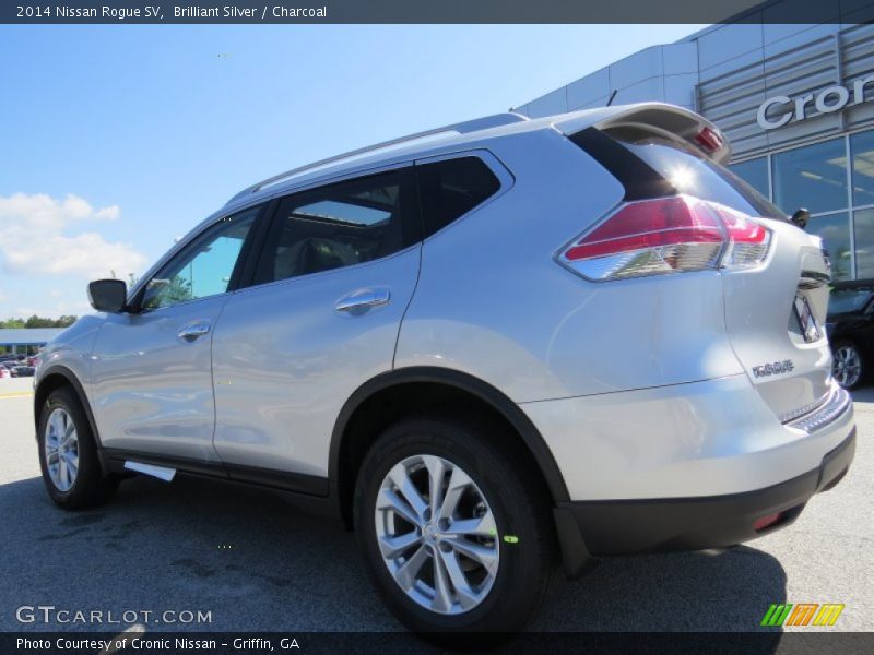 Brilliant Silver / Charcoal 2014 Nissan Rogue SV