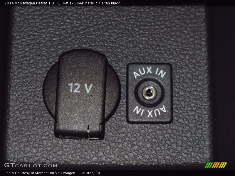 Reflex Silver Metallic / Titan Black 2014 Volkswagen Passat 1.8T S