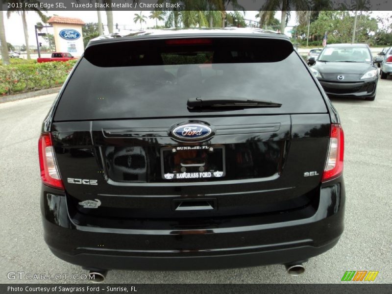 Tuxedo Black Metallic / Charcoal Black 2013 Ford Edge SEL