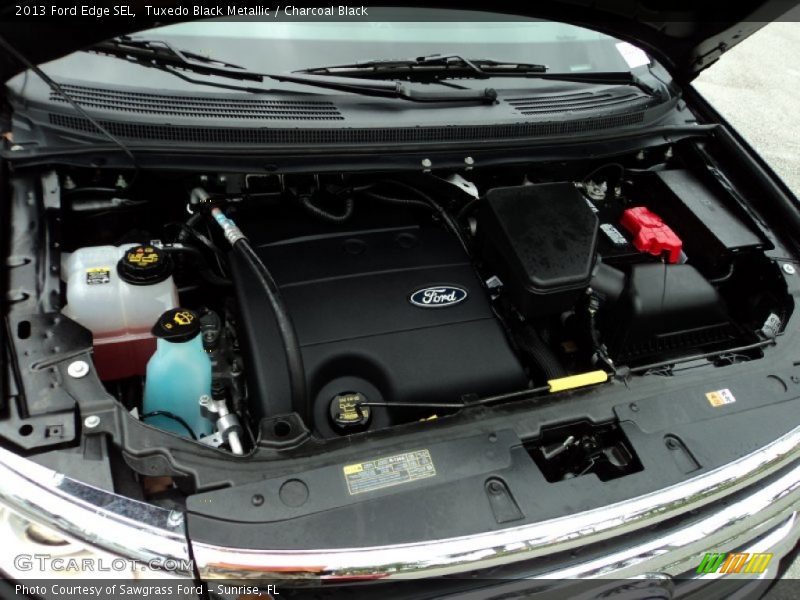 Tuxedo Black Metallic / Charcoal Black 2013 Ford Edge SEL