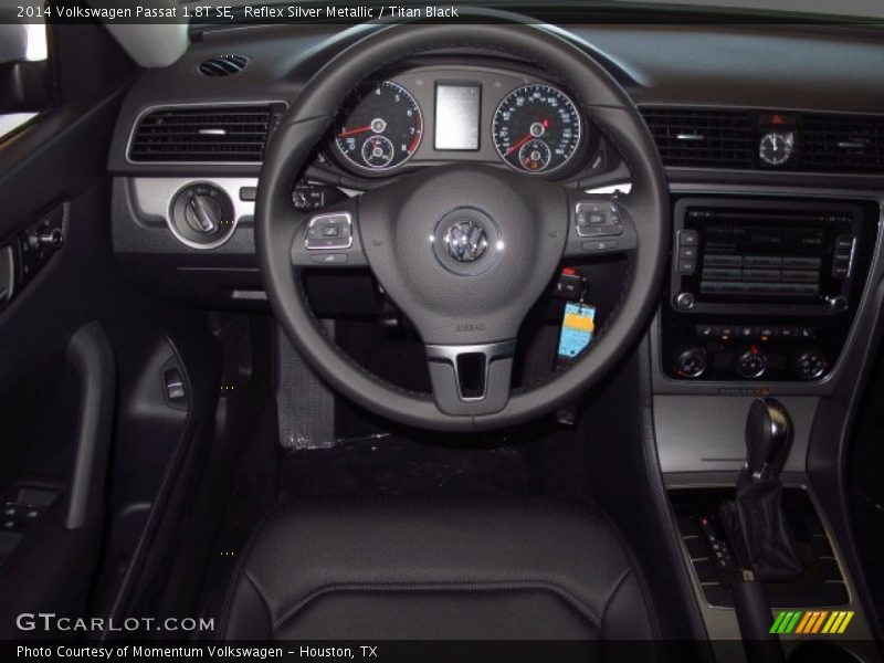 Reflex Silver Metallic / Titan Black 2014 Volkswagen Passat 1.8T SE